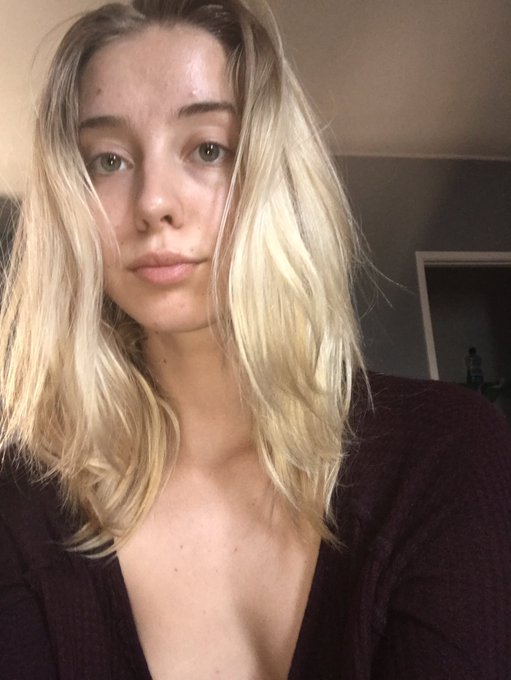 #nomakeupchallenge #whyisthisachallenge? https://t.co/7ESpyRFWfS<a href="/tag/nomakeupchallenge"class="tags">#nomakeupchallenge</a><a href="/tag/whyisthisachallenge"class="tags">#whyisthisachallenge</a>