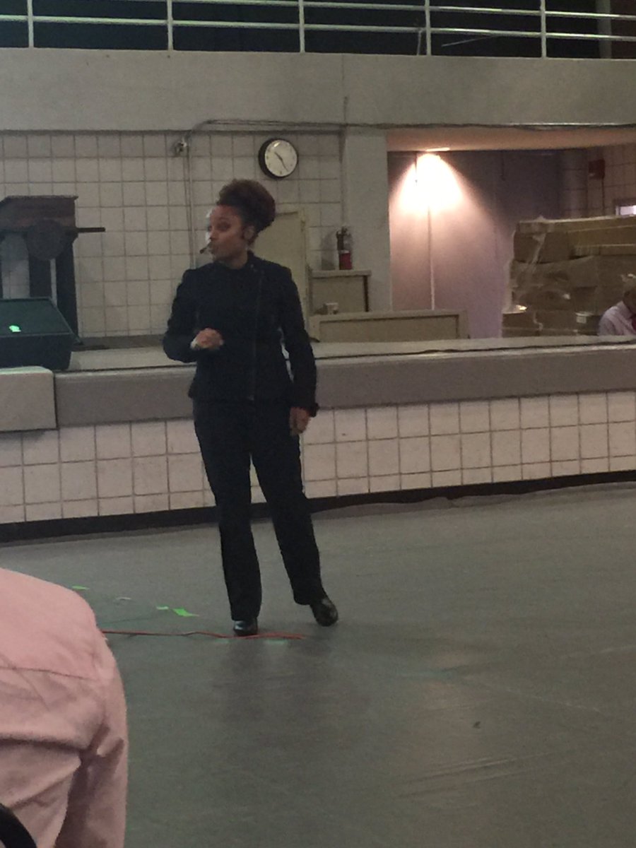 MSBAonline's tweet photo. @cryswashington speaking at Coahoma Community College! #MSstudents https://t.co/ZUxVPmCWYI