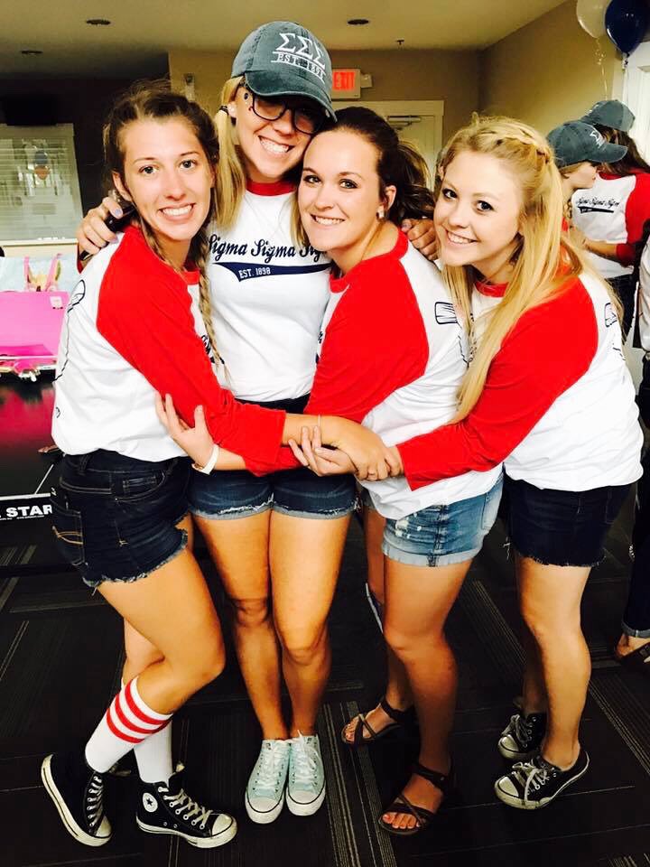 HopeLudvigsen's tweet image. Love these people💕💕#WOCDontHaze #realsistersdonthaze #sigmasdonthaze