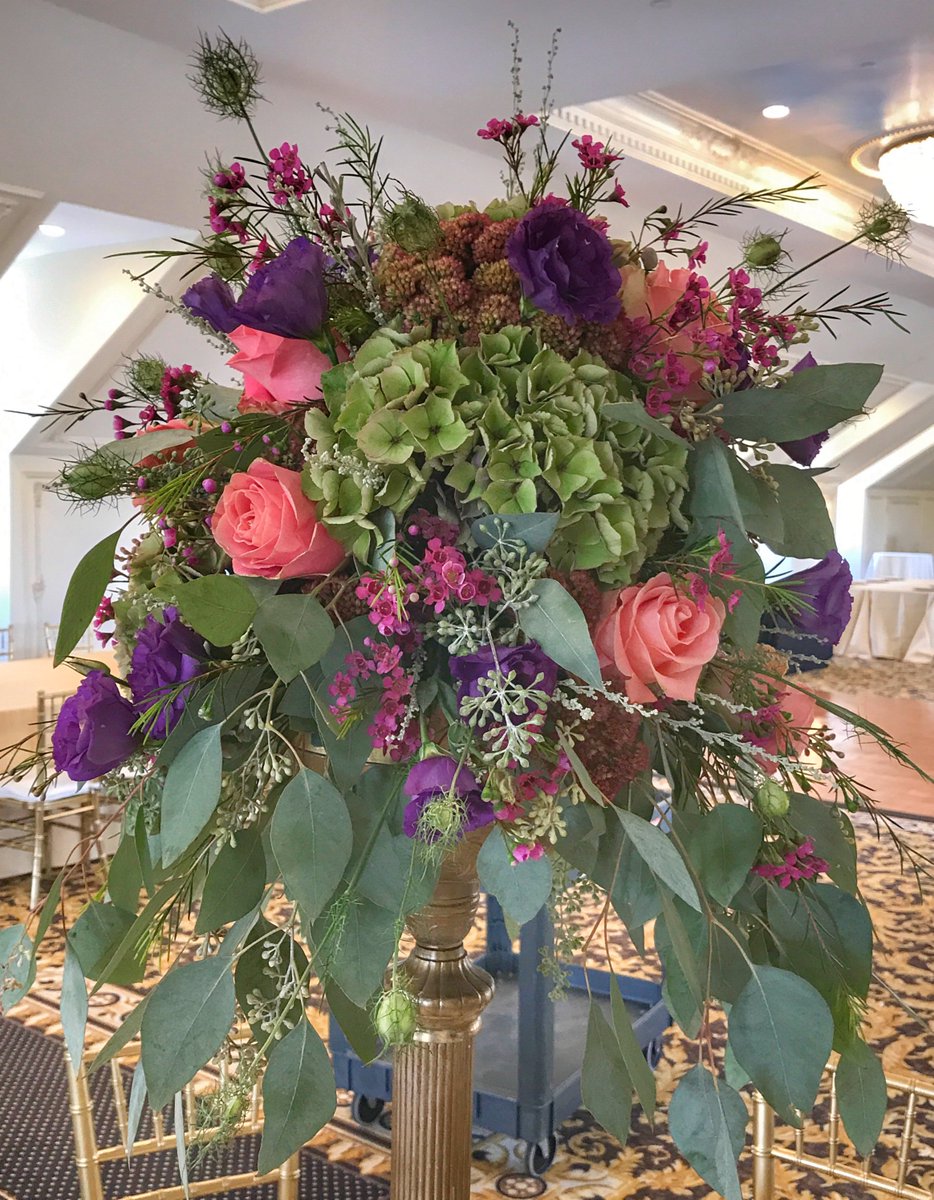 bHamiltonDesign's tweet image. Yesterday's centerpiece...