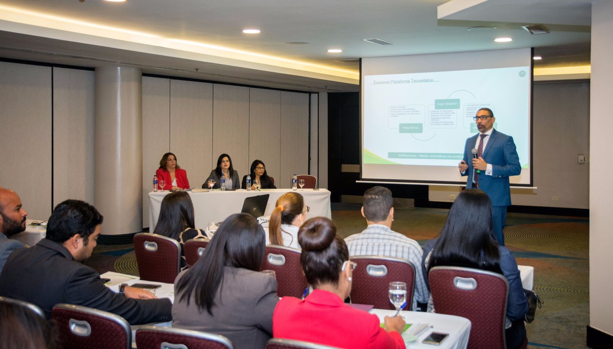 DGii's tweet photo. Hoy recibieron el taller #FATCARD Bancos Múltiples, de Ahorro y Crédito, y Asociaciones de Ahorro y Préstamos parte de la @SuperdeBancosRD. https://t.co/NcTXi9EhSL