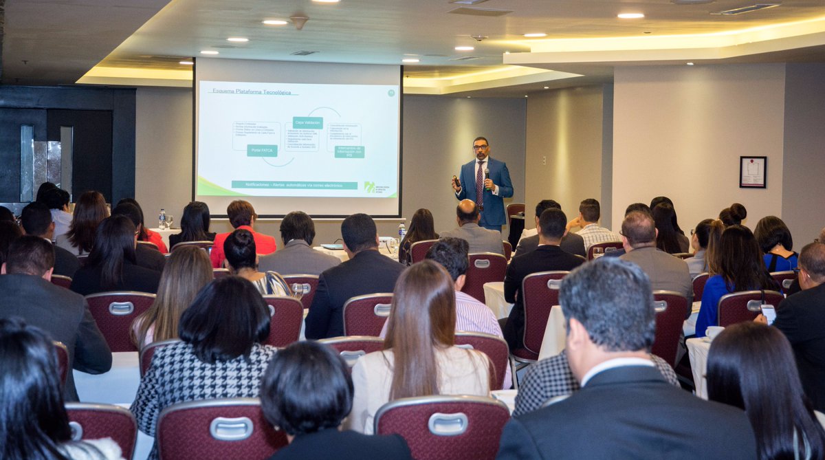 DGii's tweet photo. Hoy recibieron el taller #FATCARD Bancos Múltiples, de Ahorro y Crédito, y Asociaciones de Ahorro y Préstamos parte de la @SuperdeBancosRD. https://t.co/NcTXi9EhSL