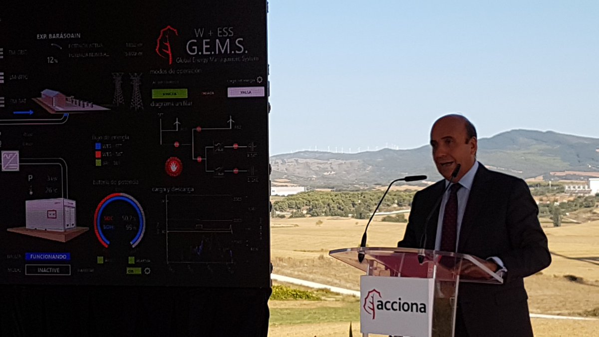 ACCIONA's tweet photo. .@rmateoalcala: "El almacenamiento es el aliado de las renovables en la transición a un sistema eléctrico 100% limpio" #ACCIONAWindStorage https://t.co/ZVhK0q28UY