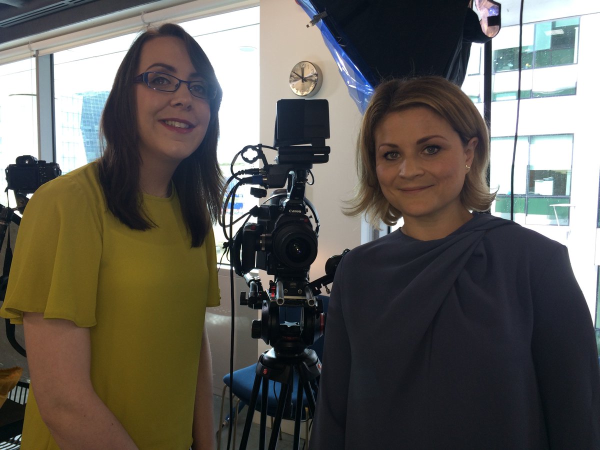 Físagallamh á dhéanamh ag Michelle s’againne inné le <a href="/ForasnaGaeilge/">Foras na Gaeilge</a> agus <a href="/gradireland/">gradireland</a> faoina taithí oibre trí Ghaeilge. #doghairmlegaeilge