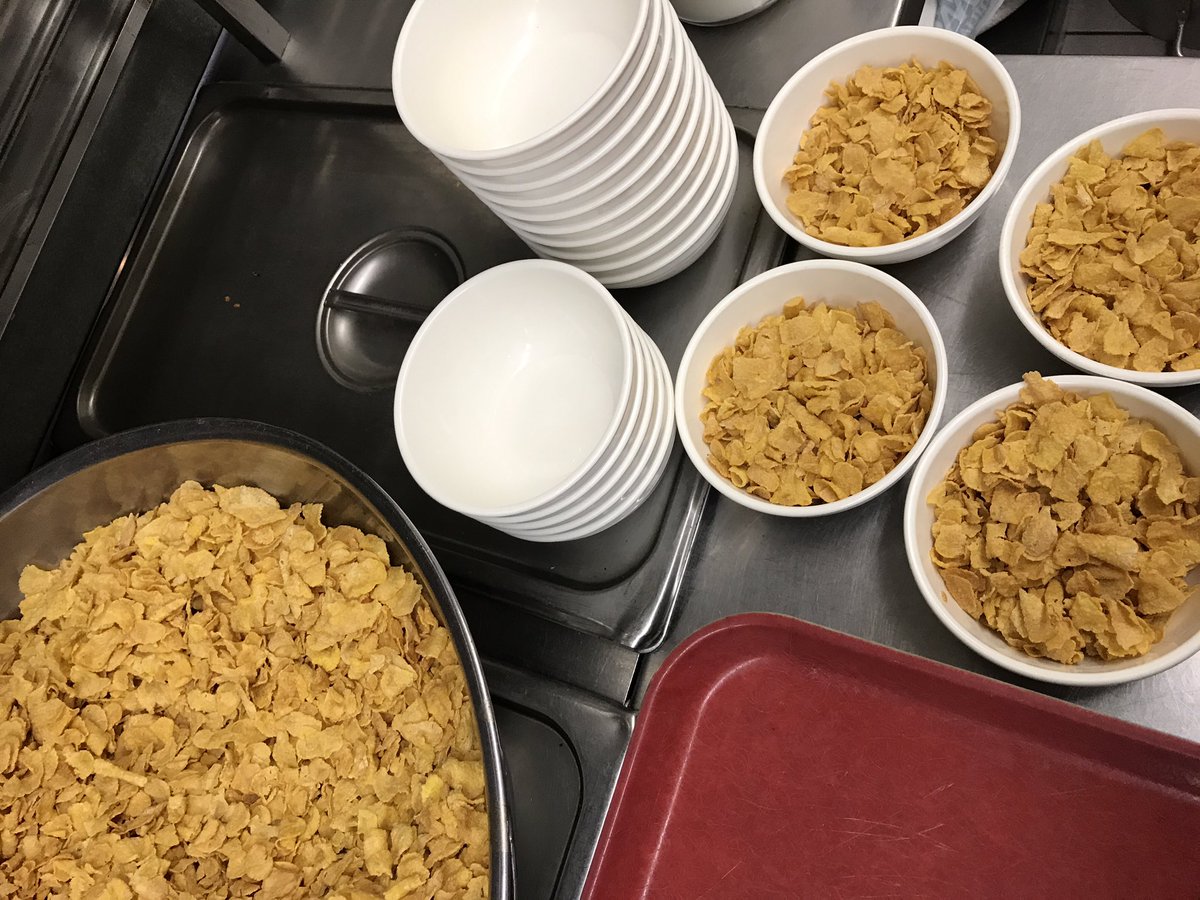 Big <a href="/Stantec/">Stantec</a> smiles and full tummys at Operation Friendship Seniors Centre this morning! #stantectogether