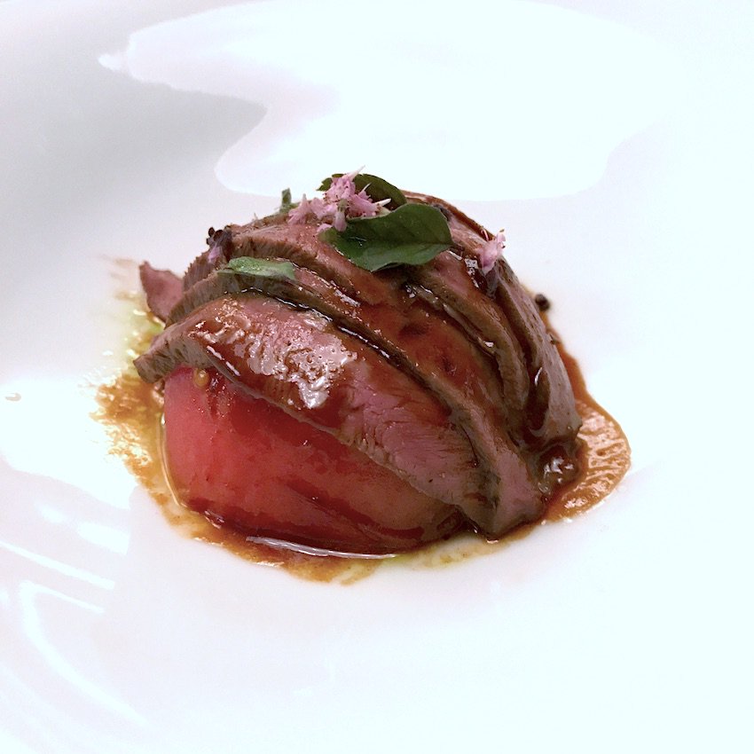 What's not to like? A magical place and delicious food by Helmut &amp; <a href="/PhilipRachinger/">PR</a> in #UpperAustria: hautdegamme.net/2017/09/20/res…  #gelinazomg