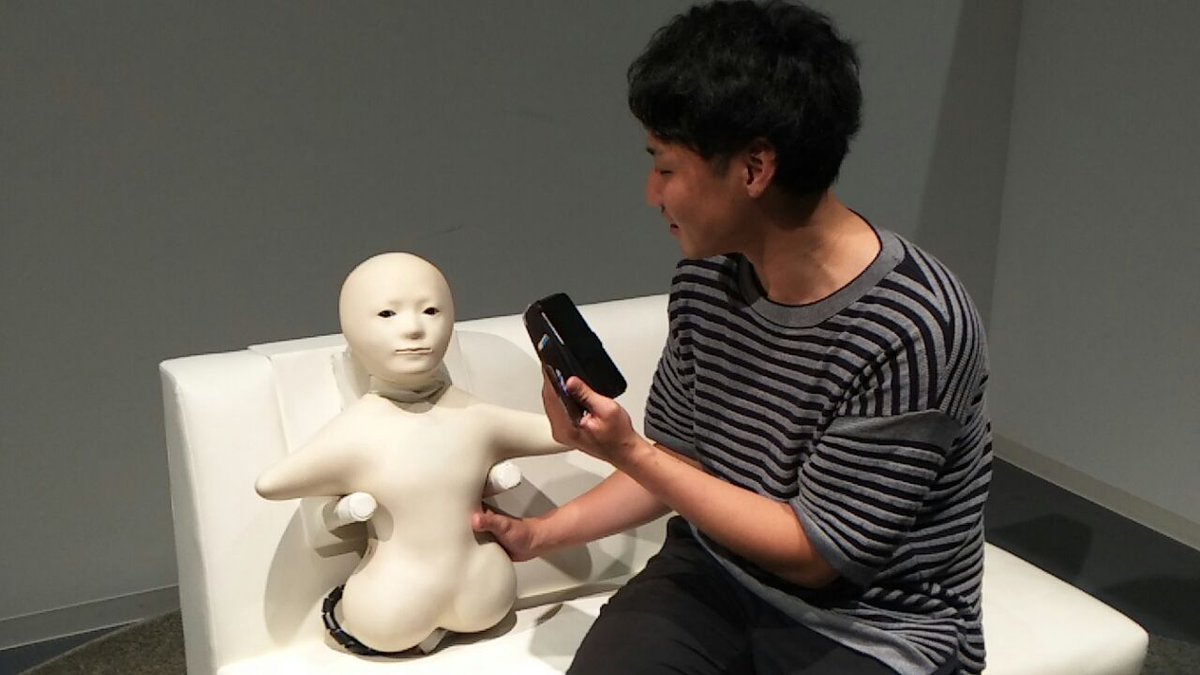 ExplorarsUAE's tweet photo. One of our Explorars is on a mission to show you how Japan is living in the future. #Japan #futureoftechnology https://t.co/dsqN8DVdlc