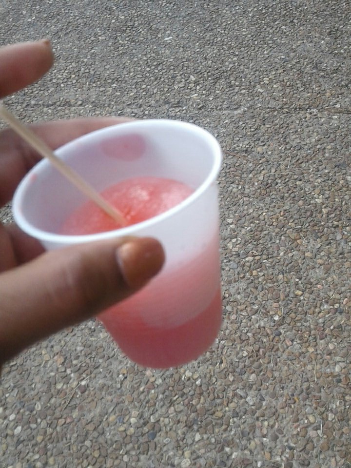 D_A_P_S's tweet photo. @KappaMu_DST on the yard right now with delicious delta pops only $1.. #shsu #deltapops #frozengoodness #Minealmostgone https://t.co/lAuVZYLipr