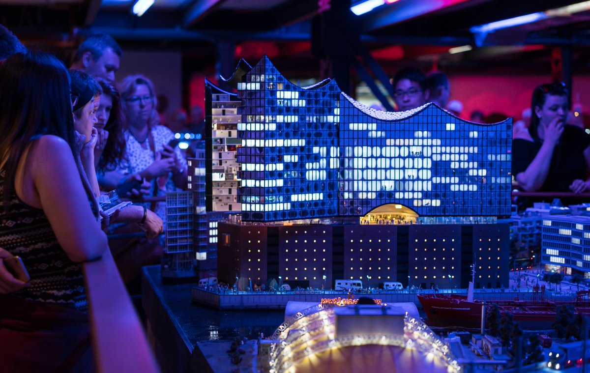 Hamacareise's tweet photo. Miniatur Wunderland kåret til favoritt-severdighet i Tyskland, og jeg kan godt skjønne hvorfor: https://t.co/jrzinANKWb #Tyskland #Hamburg https://t.co/m1Xo353l2o