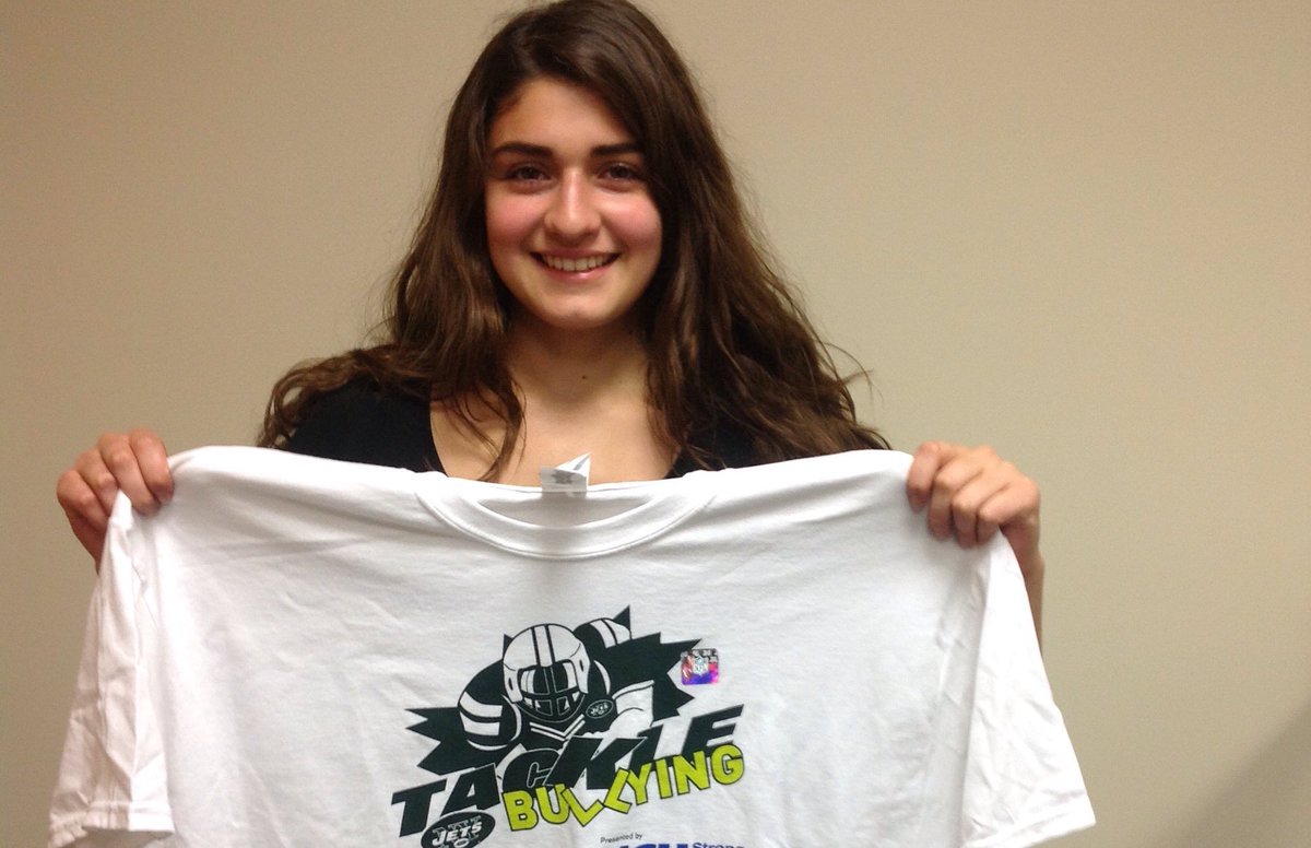 THS Upstander-Leah Carratura #teaneckhigh #jetstacklebullying <a href="/nyjets/">New York Jets</a> <a href="/STOMPOutBullyng/">The Official STOMP Out Bullying</a> <a href="/NYMCU_News/">NYMCU</a>