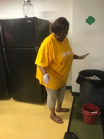 RedThunder_Sp08's tweet photo. #DayOfCaring #UnitedWay #CASCI https://t.co/BYxtUOVusw