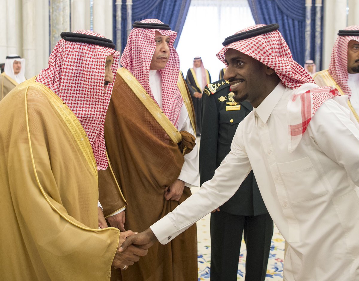 تشرفت اليوم بالسلام على خادم الحرمين الشريفين الملك سلمان بن عبدالعزيز حفظة الله في الديوان الملكي في جدة 🇸🇦

#سلمان_الحزم_يستقبل_الاخضر