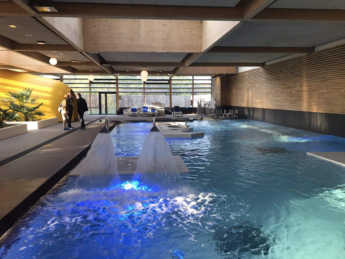 Patrice Bessac On Twitter La Piscine Des Murs à Pêches De