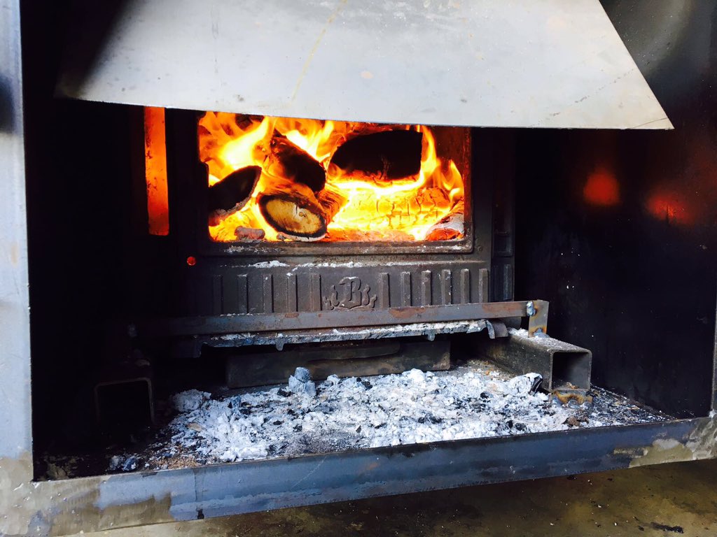 mannandmoore's tweet image. The first cook of many on the beast!!! #bbq #reverseflow #smoking #Horsham #ontheroad