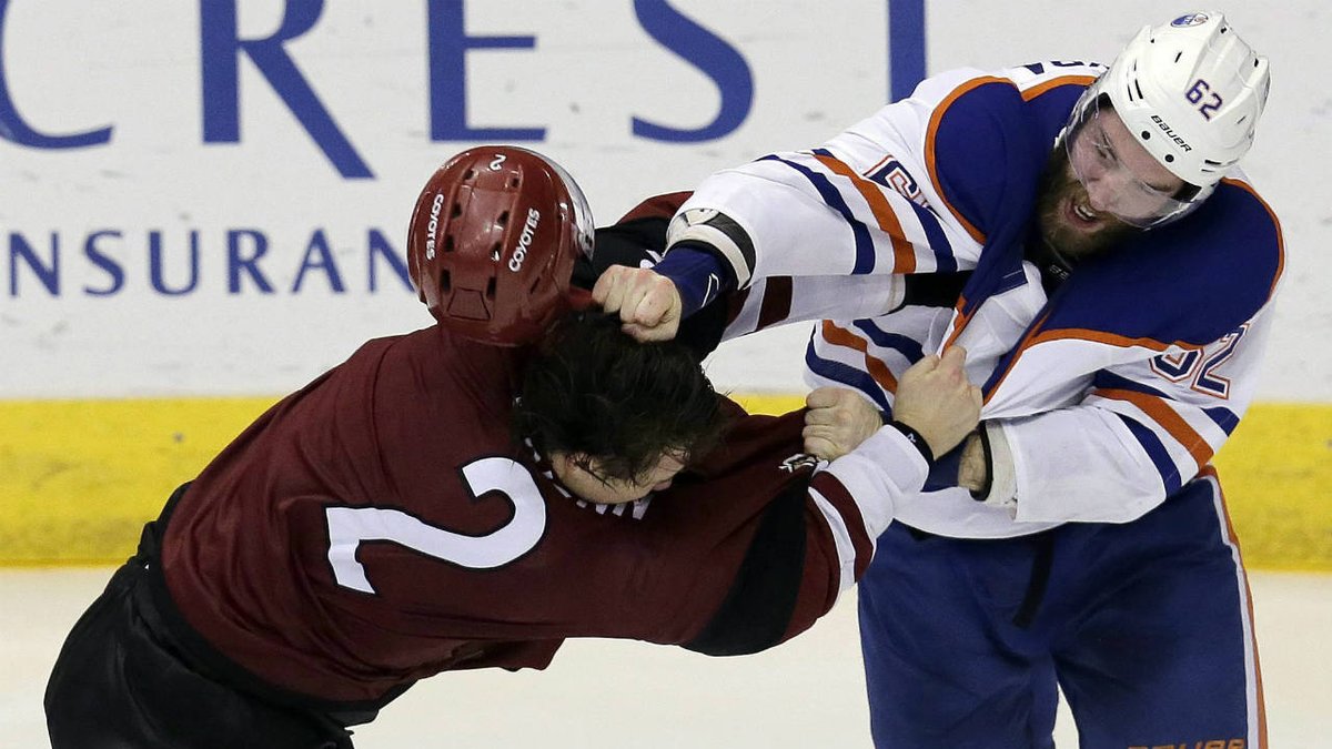 Sportsnet's tweet photo. The NHL's crackdown on slashing could leave slower defencemen in the dust. (@SportsnetSpec)
https://t.co/PRBKIoa4vO https://t.co/zXdQwl2E0K