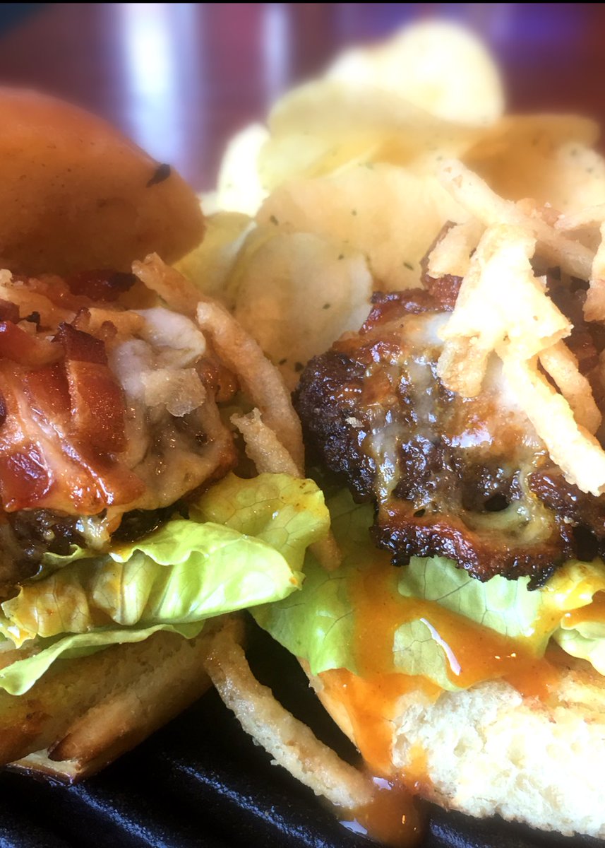 hubsquad's tweet photo. Coming up Friday!!
⭐️Gold Starr Burgers⭐️
Two juicy Burgers, Provolone Cheese, Applewood Smoked Bacon and French Fried Onions- https://t.co/KMUWBeCouf