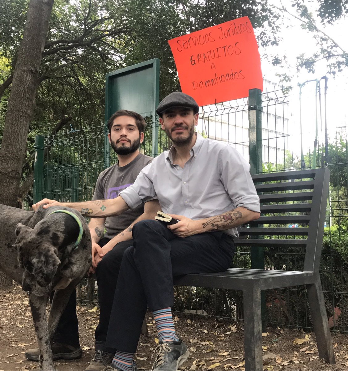 jdegaray's tweet image. @En_laDelValle En el Parque de Tlacoquemécatl estamos brindando asesoría y servicios jurídicos gratuitos a damnificados. Plis RT