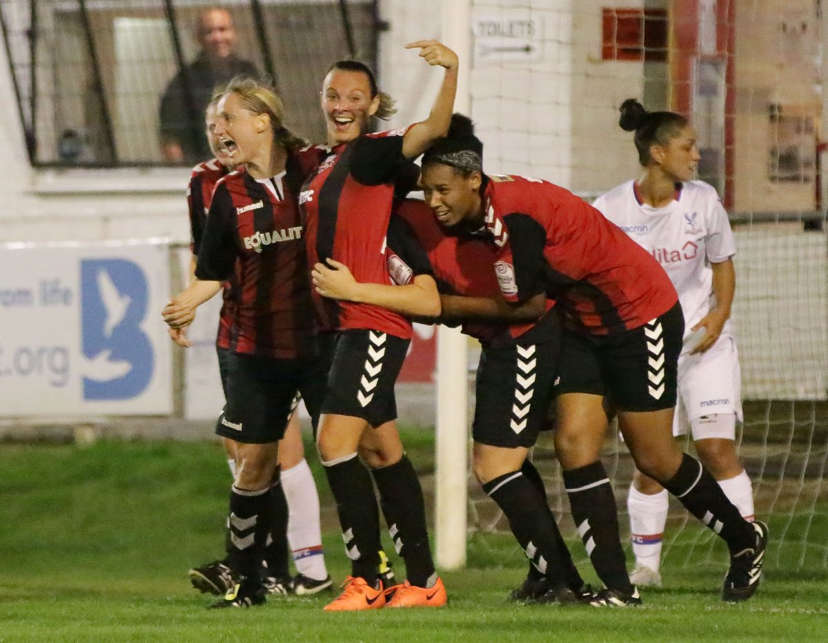 Lewes celebrate Danni Lane's winning goal against Crystal Palace, Sep 20 2017 (Photo: James Boyes)