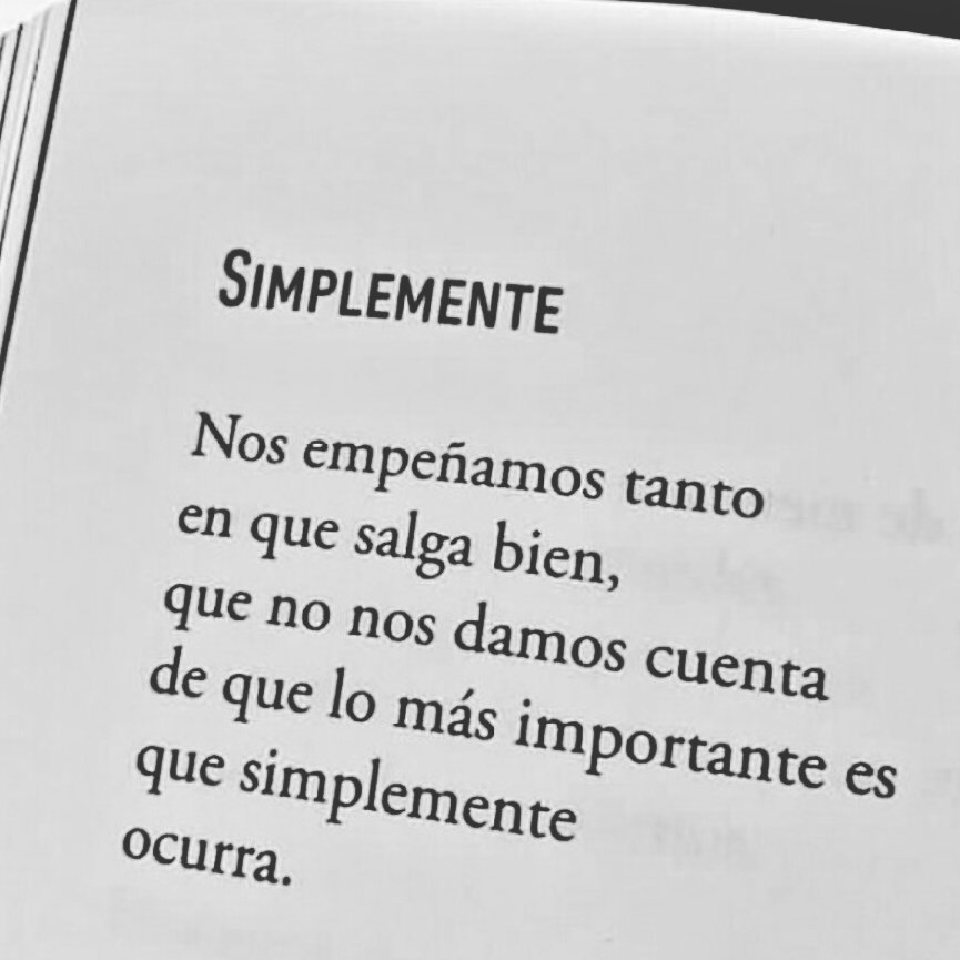 AndreaRE_13's tweet photo. 'El mayor acto de amor que haré hoy por mí, será aceptar que necesito un abrazo'
#queocurra #sinmiedo #abrazos #danvida #BN https://t.co/hYxKJeRe8d