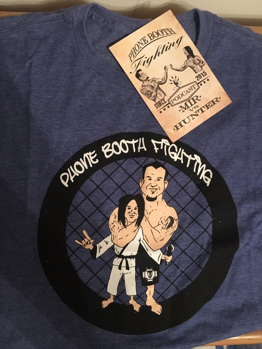 ChelseaWraath's tweet photo. @phoneboothfight @thefrankmir Team #phoneboothfighting !! Boom! Thanks guys! ππΎ#MMA https://t.co/DRaHt9r10s