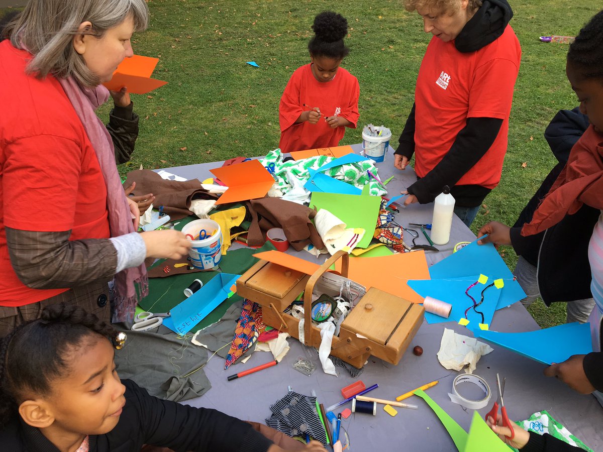 Making Works tweet media