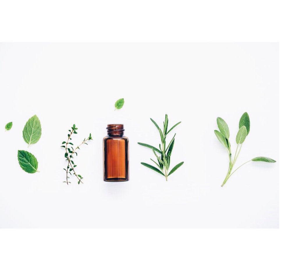 LessisMoreNews's tweet image. Did you know that every Less is More product has an aromatherapeutic effect?
The Limesoufflé is mood enhancing and is our 'happymaker'