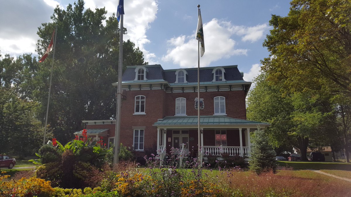 poirieryvesTVA's tweet image. 30 jours de suspension sans salaire pour le maire de Lacolle, Roland-Luc Beliveau. Détails @tvanouvelles