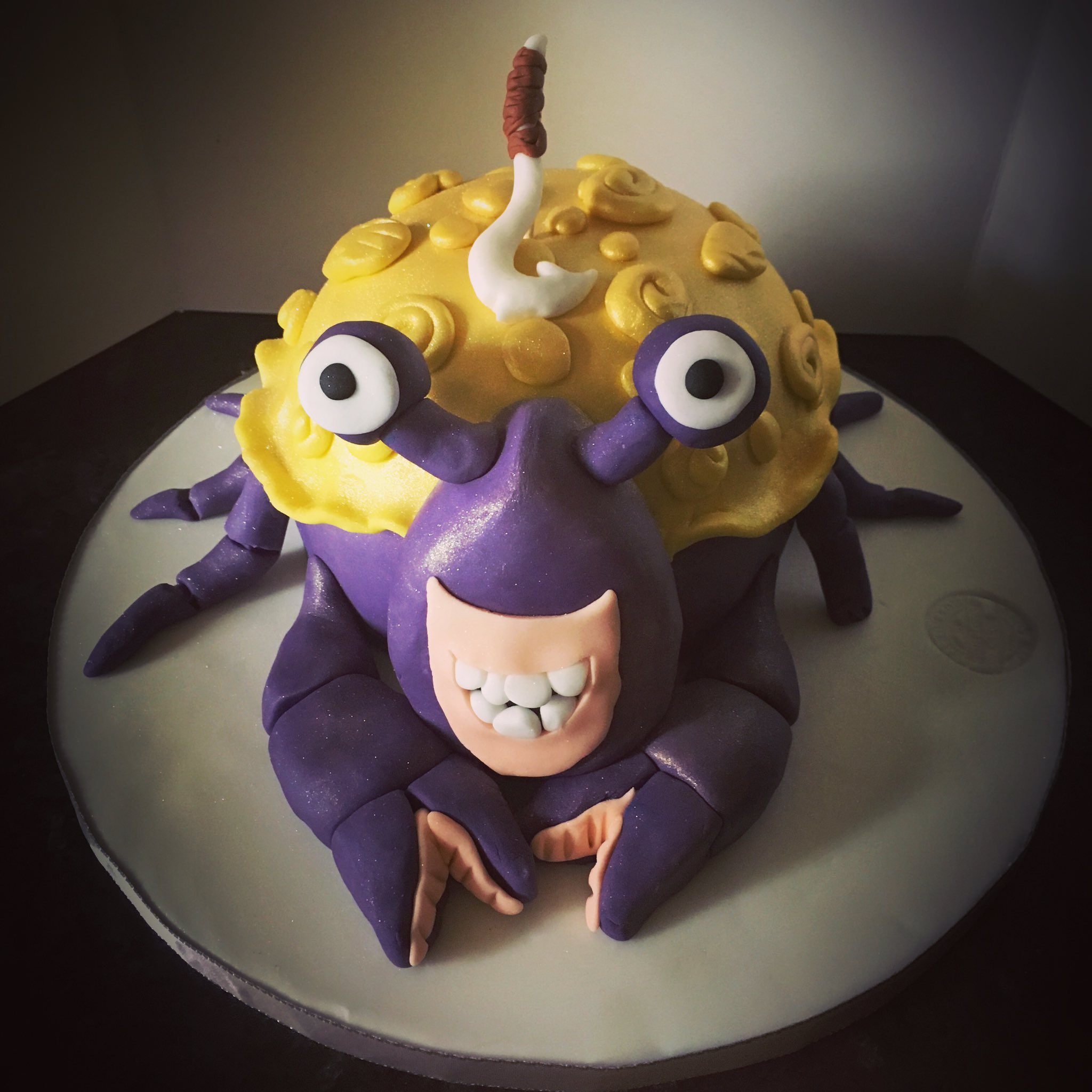 Sunflower Cakes Tamatoa Shinycrab Moana Moanacake Maui Simply Loved Making This He S So Shiny T Co Nmqlv0n3ex Twitter