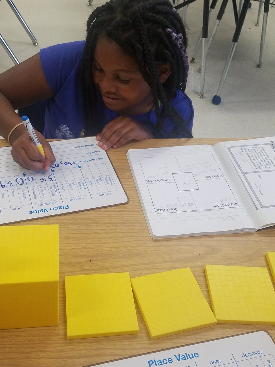 ChrissyWhayland's tweet photo. Place value. #hardwork #multiplematerials #multipleapproaches #mathematicians https://t.co/QTjeh5NKVh
