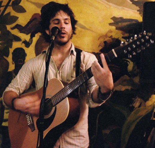 willieames's tweet image. Performing live acoustic/folk/rock music 5:30-9pm tonight at Dizz's As Is right here innnnn ..... Laguna Beach !  @KX935