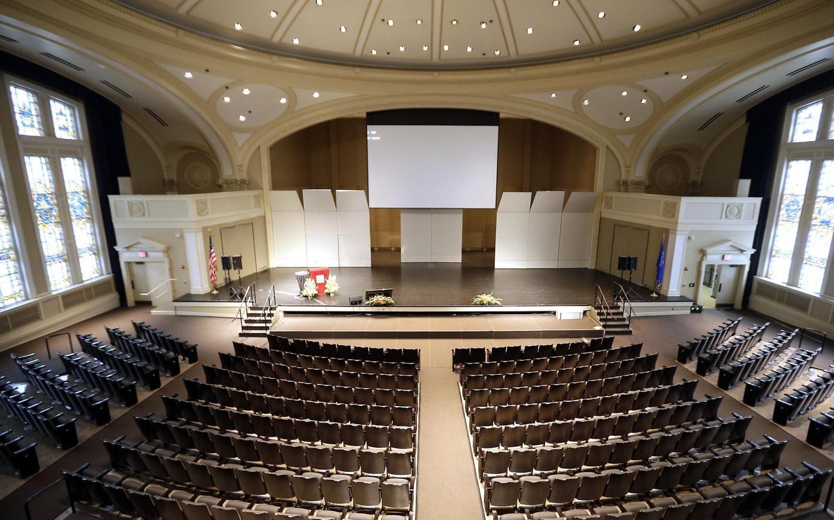 TEDxUWMilwaukee's tweet photo. Our conference is being held in the beautiful Helene Zelazo Center for the Performing Arts right here on the UWM campus!! https://t.co/Xek6o2AhZs