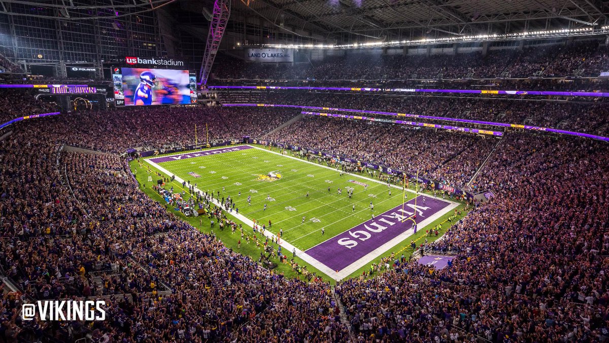 .@businessinsider tabbed @usbankstadium as a "Bucket List" venue.   📰: mnvkn.gs/wjrSPh https://t.co/Vn20rl4GgQ