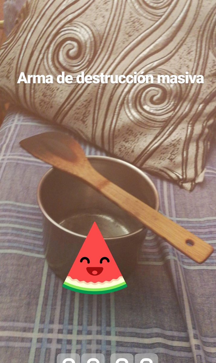JoanaMorillas's tweet photo. #DefenderLaDemocracia No descartemos detenciones entre los participantes de la cacerolada por alterar el orden público 😎😎😎 https://t.co/tLIPBd1W3H