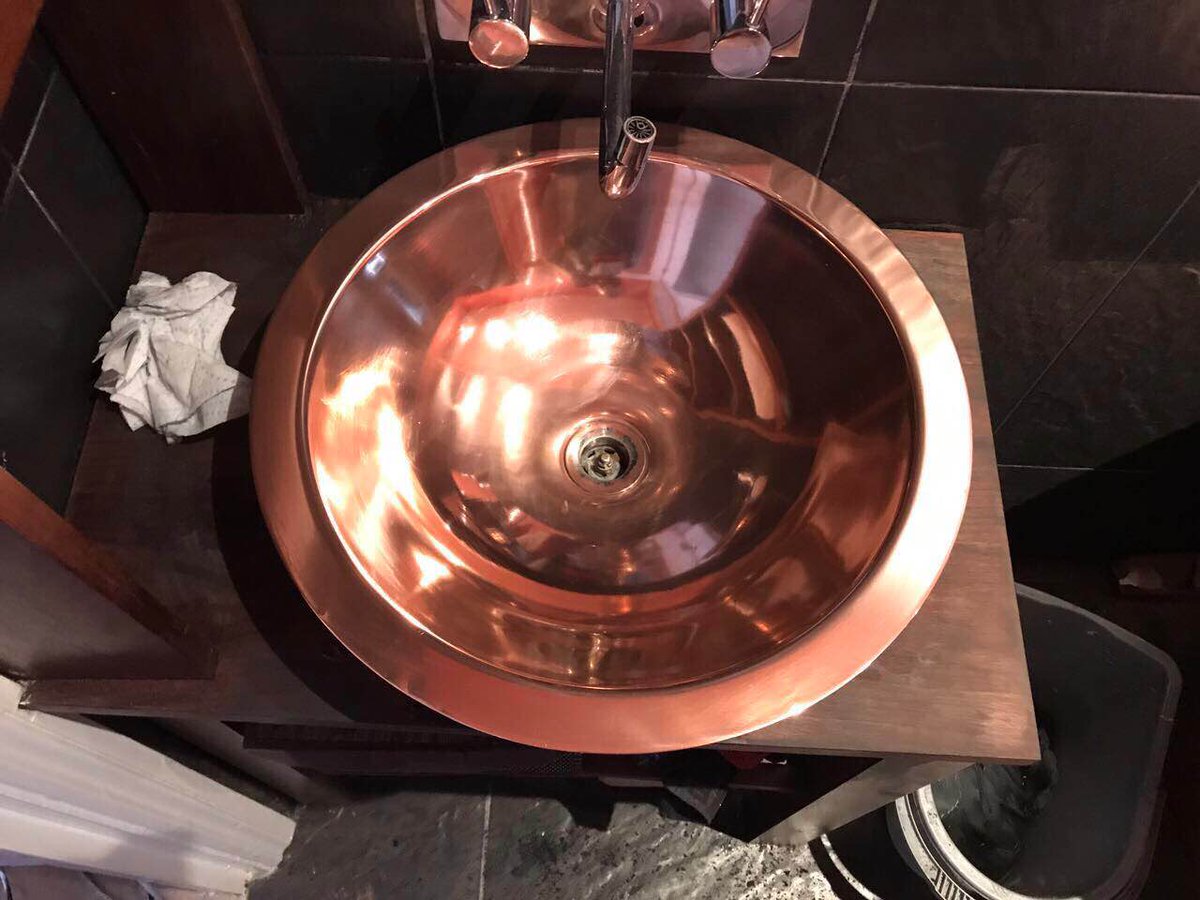 shineabath's tweet photo. 3 reasons why you will choose us: we will make your bath shiny again, we are reliable and affordable. https://t.co/Nli9JP0gDf #bathresurface https://t.co/8oRvo8S3lG