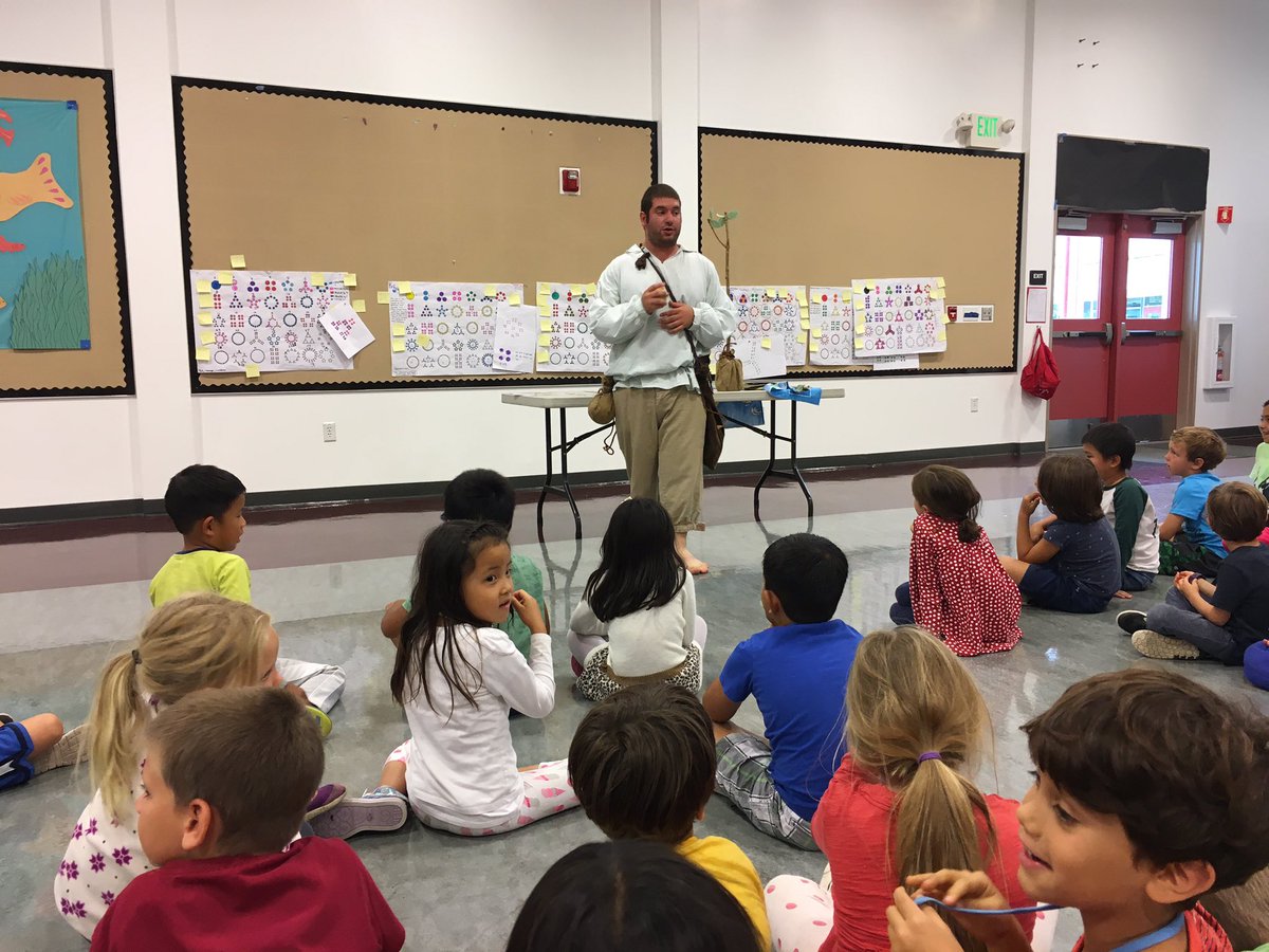 mrsw1st's tweet photo. Johnny Appleseed in the house! #livinghistory #lasdk8 @GardnerGrizzly https://t.co/0tF0oCvWA8