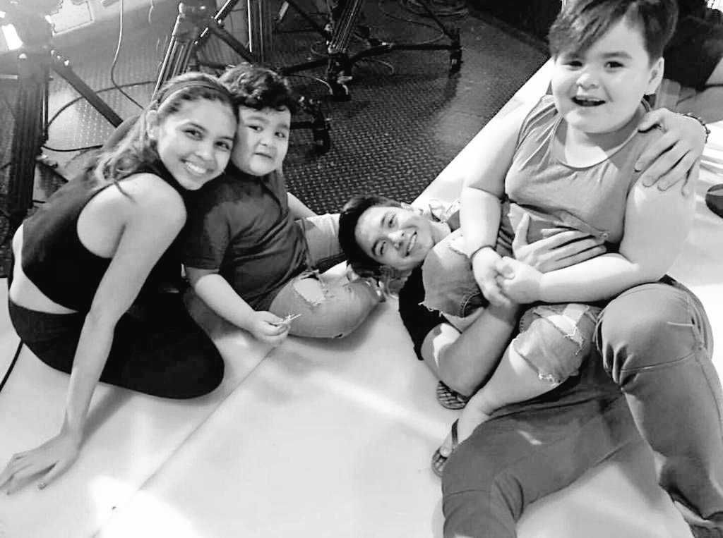 Ang cute one big happy family Sila 😁😍©

#ALDUB114thWeeksary