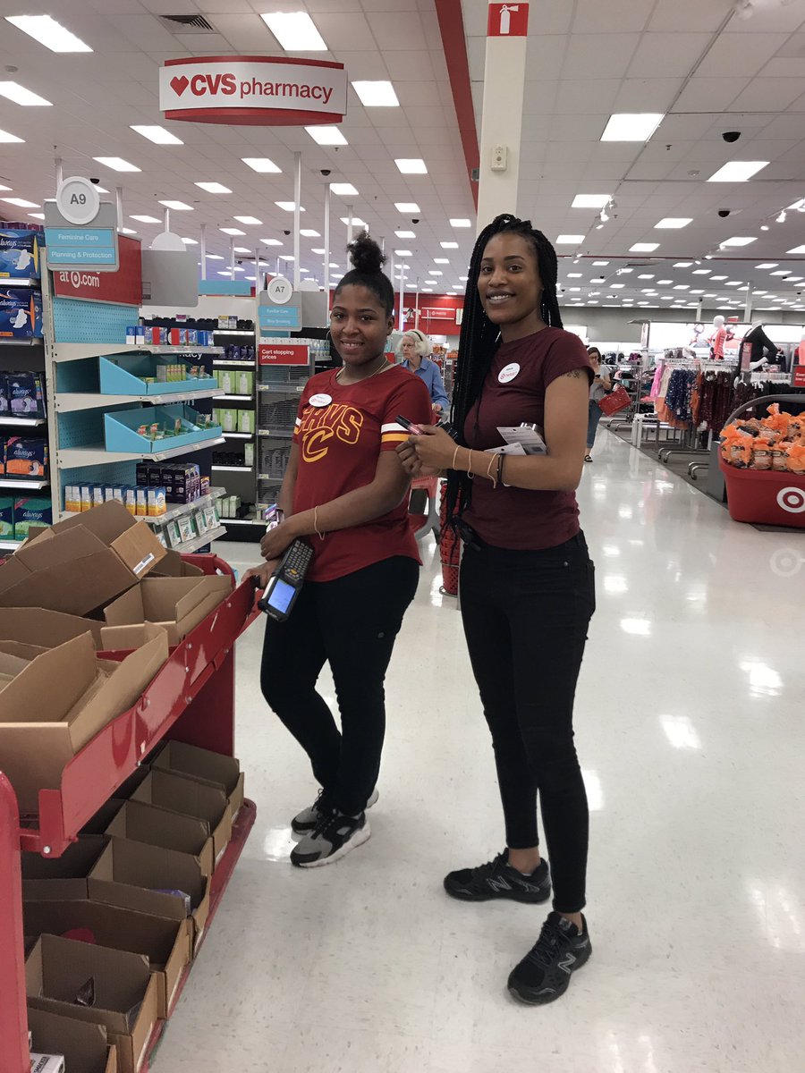 SassyAmberlea's tweet image. Locu  and purge Cosmetics? With @TamarcusD117 and @jhnmre  it's a no brainer!!! #TheNew1102 #BrentwoodBunch