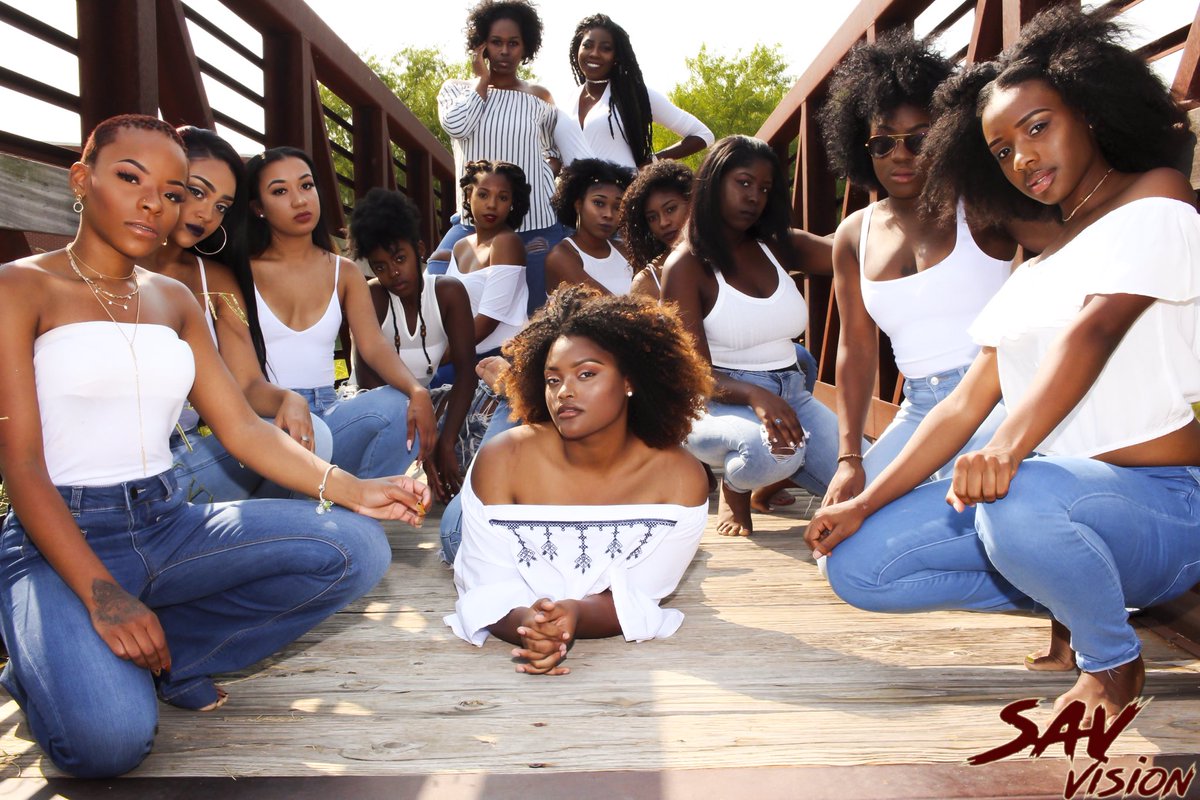 SavsVision's tweet image. Black Girl Magic ✨