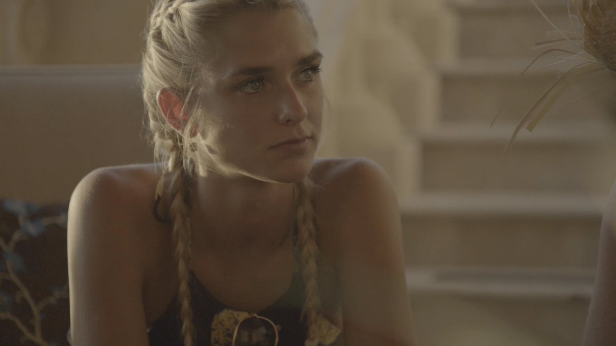 SiestaKey's tweet photo. There's a double-date coming your way tomorrow night that'll leave you wondering who has feelings for who... https://t.co/Vu9QmSuwKc