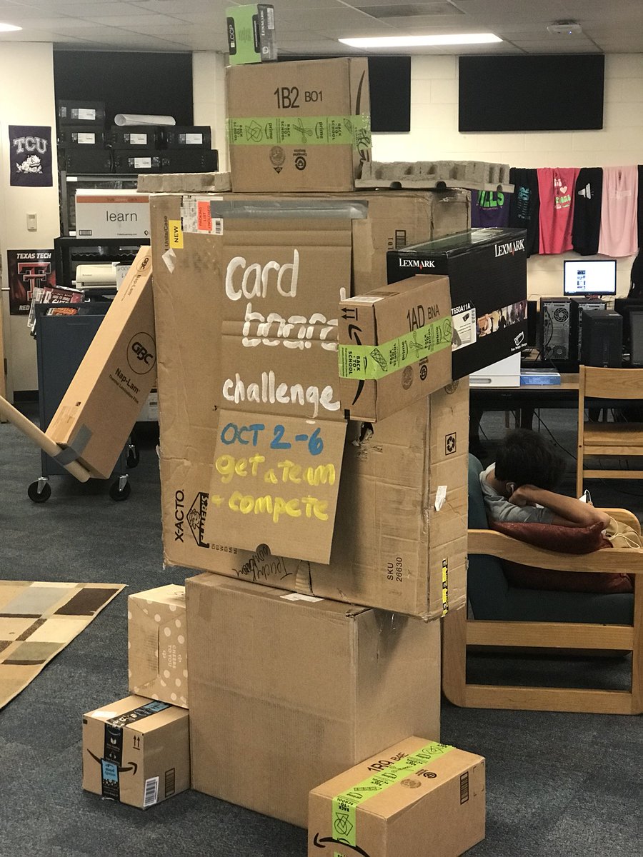BrianRSmithSr's tweet photo. I think the @South_Hills_HS #LeadMaker is getting ready for something! #MakerSpace #cardboardchallenge #FWISDTech https://t.co/agekMbru64