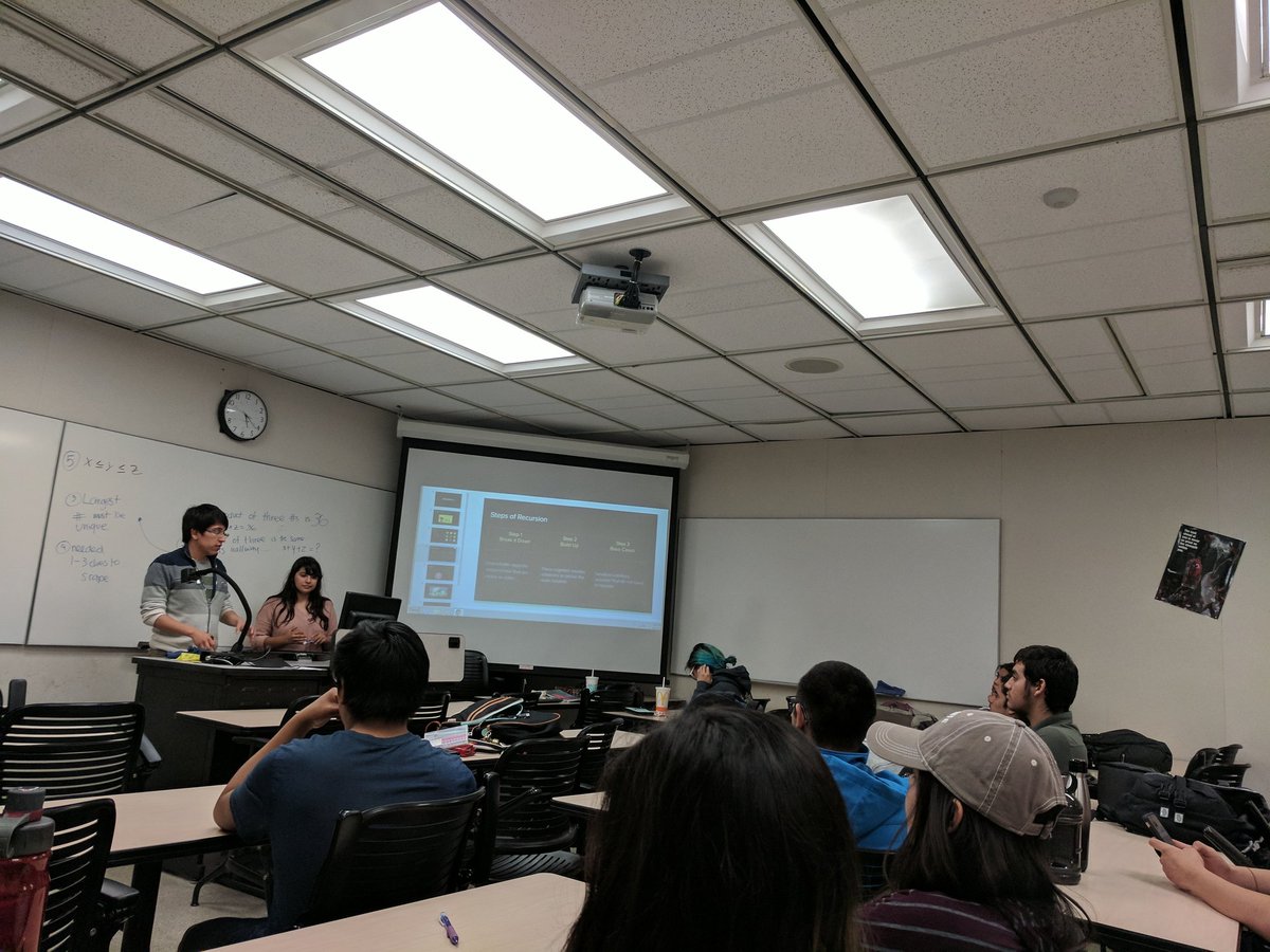 herScriptCS's tweet photo. HerScript peer educators going over recursion, keep up the good work 💚 #workingwednesday #meeting #computerscience #interviewprep https://t.co/x2z2gjm2WG