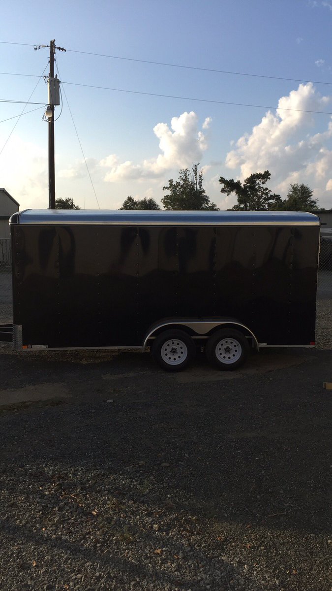 Relentlesstxk's tweet photo. Newest member of the Relentless family. We really needed a new trailer! #OnTheRoadAgain #RelentlessNation https://t.co/9ZFtsgFax5