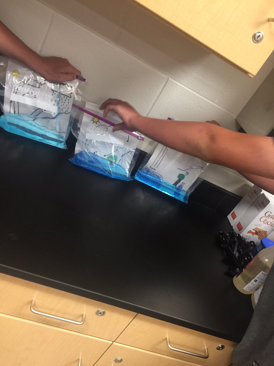 chasrabesh's tweet image. 7th gr learned basics of the #hydrologicCycle/8th gr learned relevant info abt #earthquake P/S waves &amp;amp; #earthlayers. Yum!#OneRangerNation