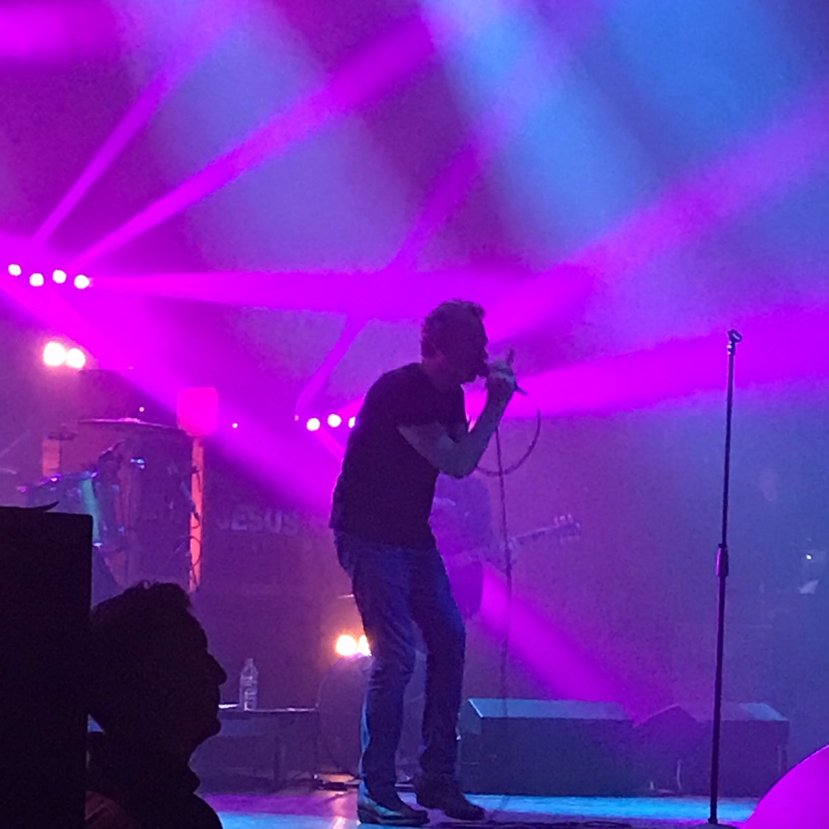missceast's tweet photo. #O2forumKTown #jesusandmarychain https://t.co/SSICVhlCcL