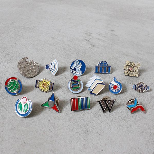 Do you have a specific <a href="/Wikimedia/">Wikimedia Foundation</a> project you love? Get all 16 in this unique pin set. store.wikimedia.org/products/wikim…