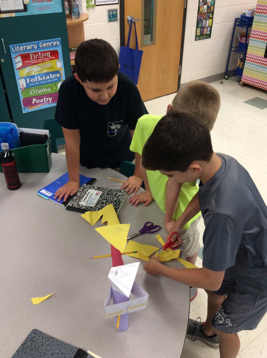 ksandersHMES's tweet photo. Ss worked collaboratively on buildings to practice writing process. https://t.co/TmhVeNHzw7