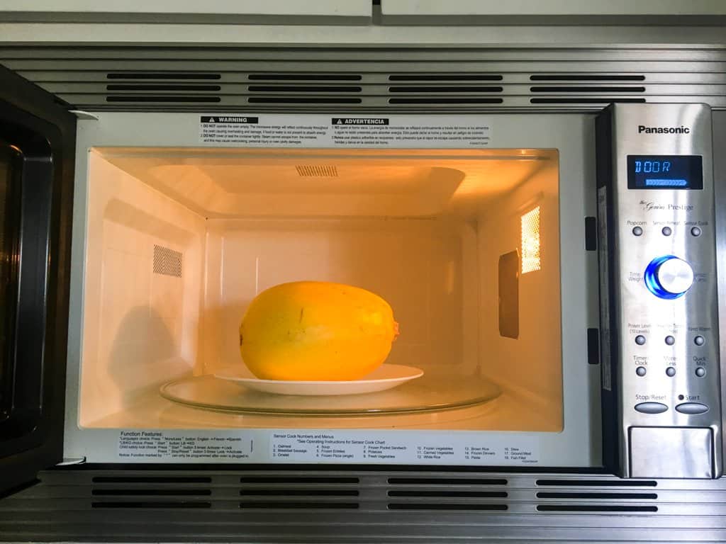 spiralizers1's tweet image. How to Cook Spaghetti Squash in Microwave dlvr.it/PpNGQr #AmericanRecipes #CookingShortcuts #recipes #food