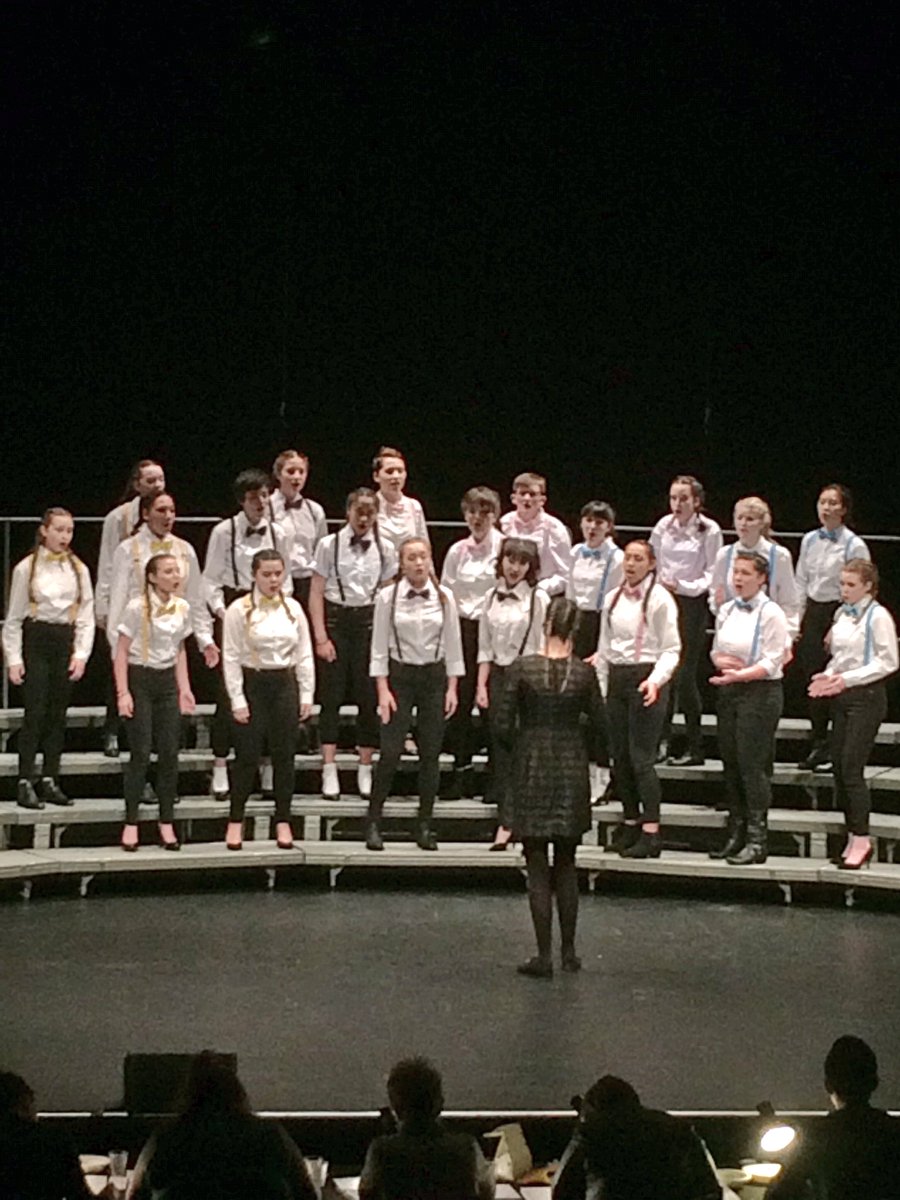 Our incredible #amitunes chorus at barbershop national @PCPrincipal @PcolArts