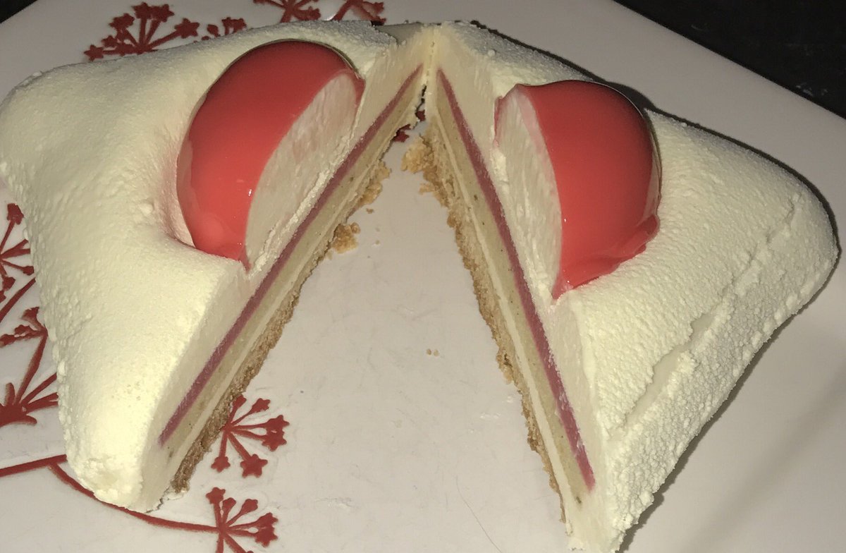 RanaButterworth's tweet photo. Almond mousse cake: almond bavarois, Raspberry purée, almond genoise sitting in an almond crumble base #raspberrypuree #almondcake https://t.co/pXXoX7GPoC