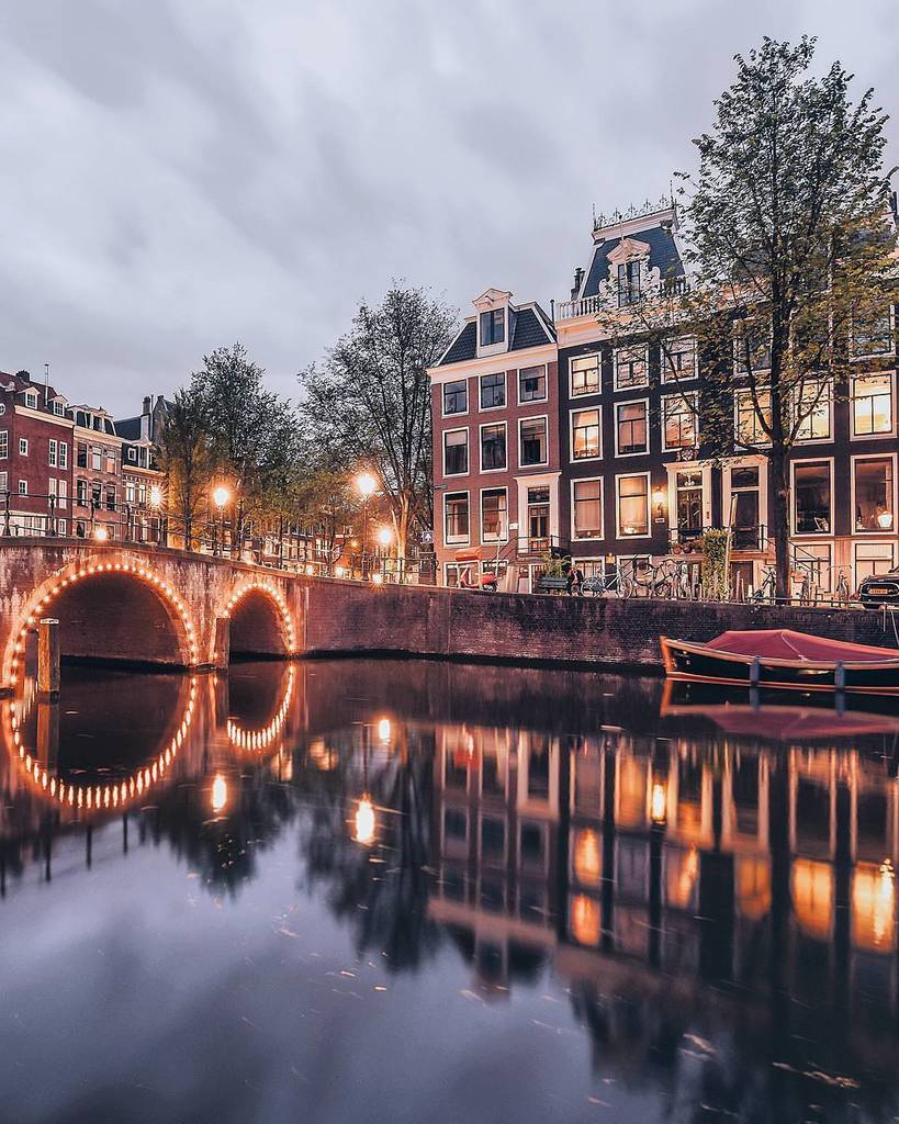 travel_reflect's tweet photo. Amsterdam, Netherlands.
Follow 👣 @travel_reflections for more travel inspo
Photo 📷 @een_wasbeer
#amsterdam #nethe… https://t.co/JtPuMjrzNp https://t.co/dlGTYH9NQd